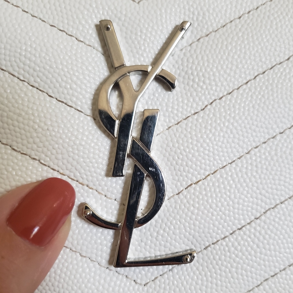 *SOLD* Authentic Pre-owned Yves Saint Laurent Grain De Poudre Zip Long Wallet - Picture 5 of 15